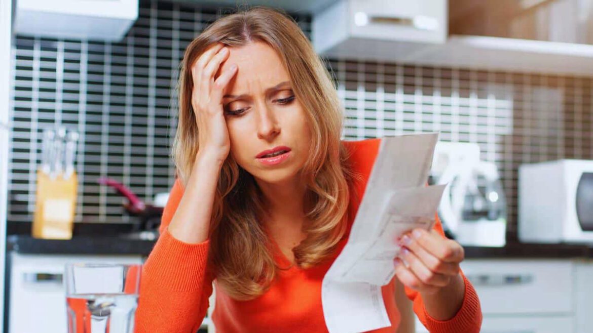 Como sair das dívidas rapidamente e melhorar sua vida financeira