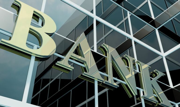 Quais são os bancos com as menores taxas de juros?
